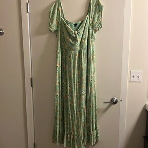 Light green Patterned Maxi Peekaboo Dress